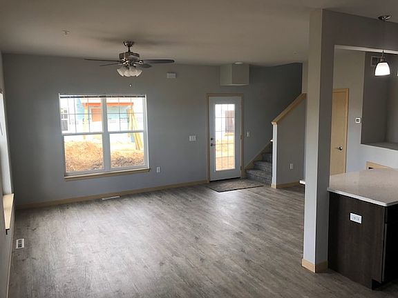 5th image of 6052 Driscoll Dr #6052