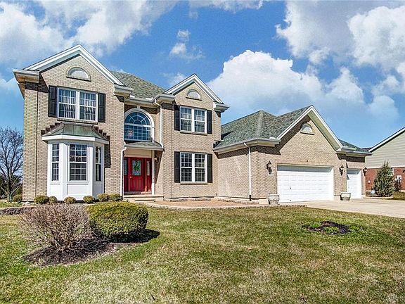 3rd image of 8153 Julian Pl