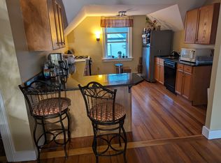 49 University Ave FLOOR 3, Providence, RI 02906