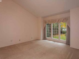 6109 SW Burma Rd, Lake Oswego, OR 97035