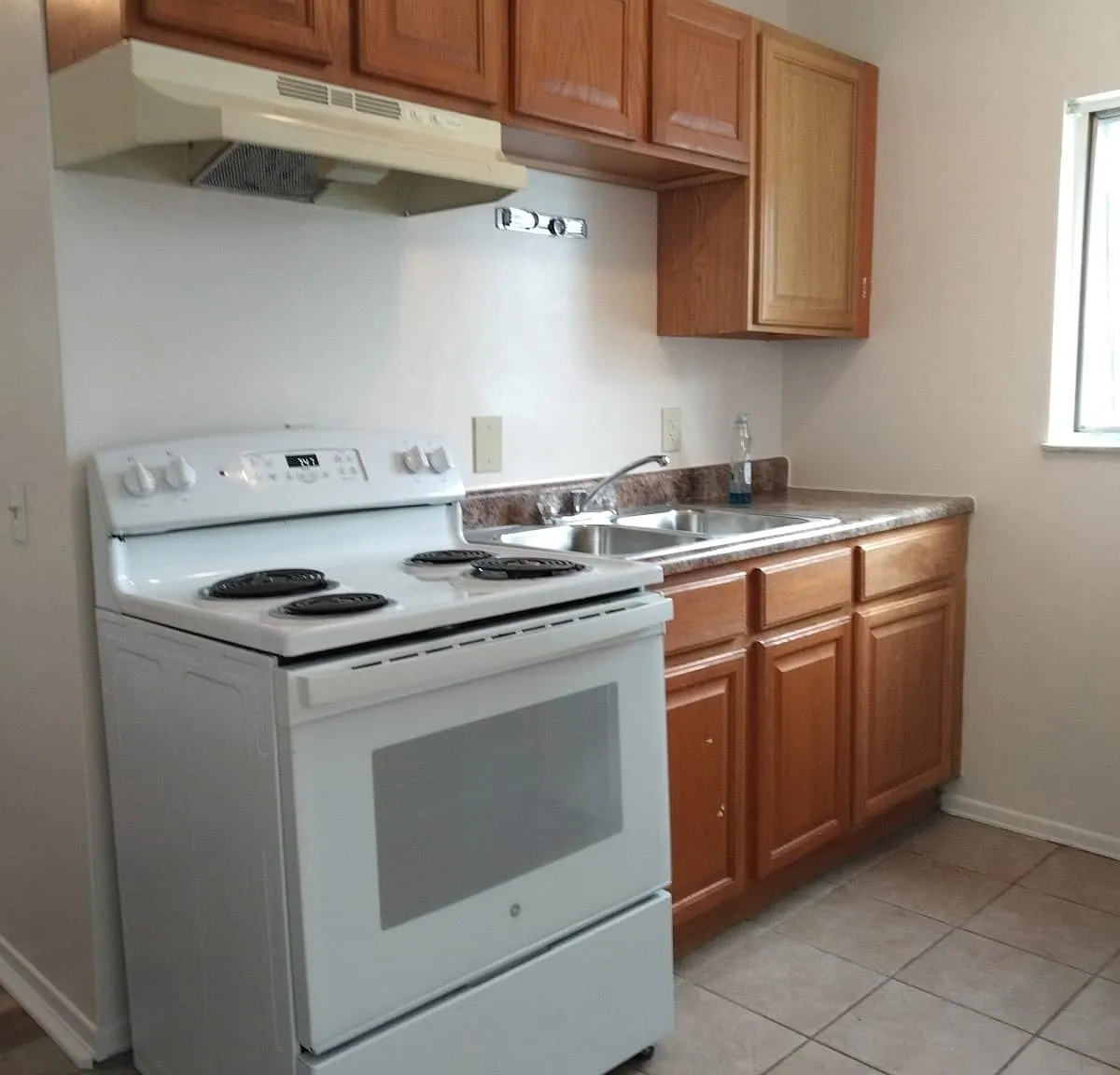 1 bed, 560 sqft, $800 — Photo 4