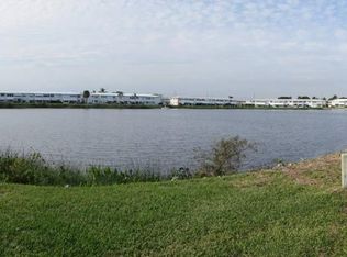101 Leisure Lake Cir APT 106, Boynton Beach, FL 33426