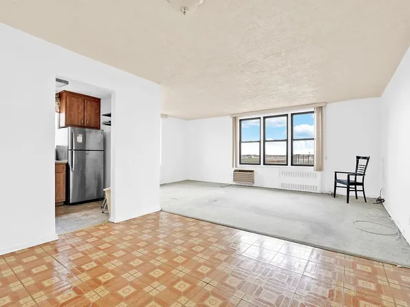 108-05 Astoria Blvd #6, East Elmhurst, NY 11369