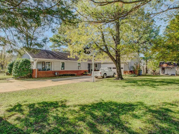 54 S 2nd Rd, Barnsdall, OK 74002