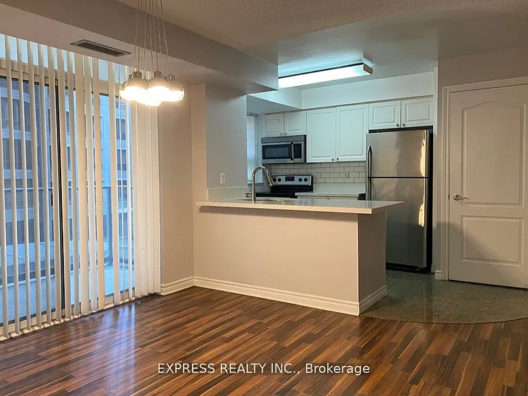 30 Hayden St #407 — Photo 4