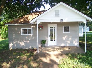 1011 N Fremont Ave, Springfield, MO 65802