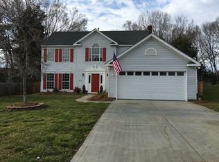 3715 Winterberry Ct NW, Concord, NC 28027
