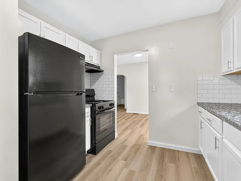 1302 Oakland Park Ave — Photo 4