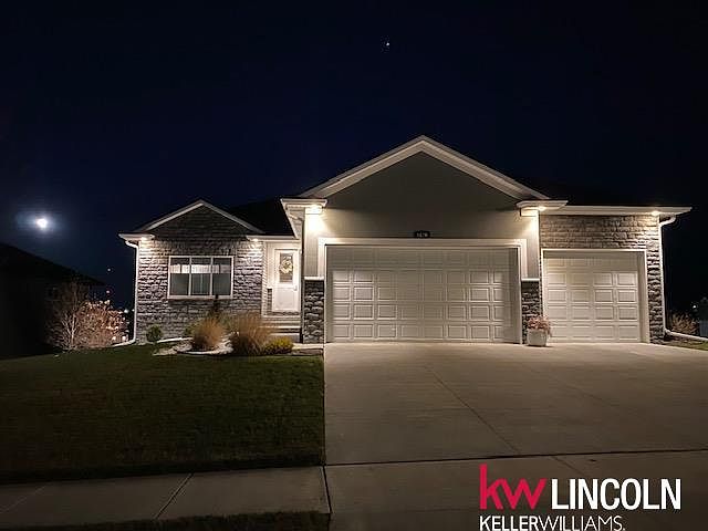 1st image of 9820 Drakensberg Ave
