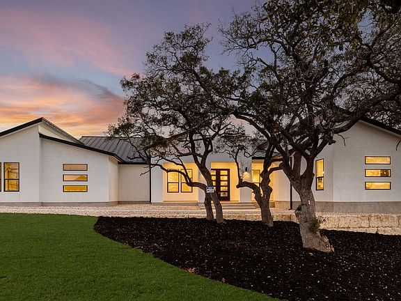 2nd image of 783 Maximino Ridge