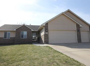 808 E Winding Lane Ct, Derby, KS 67037