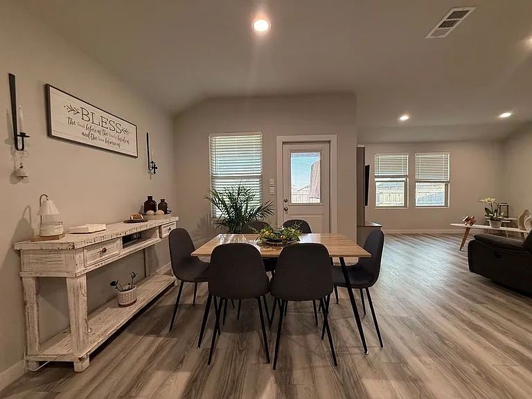 7606 Orange Blossom Rd — Photo 10