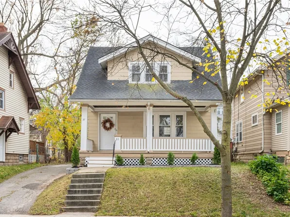 37 Ernestine St, Rochester, NY 14619