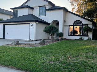 135 Redwood Ave, Tracy, CA 95376