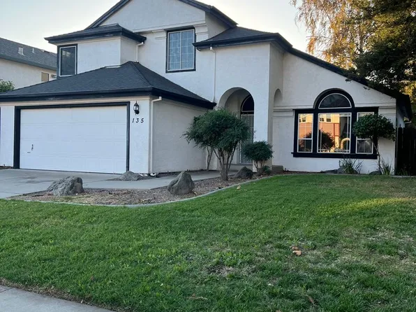 135 Redwood Ave, Tracy, CA 95376