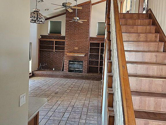 3rd image of 12903 SE Bishop Rd