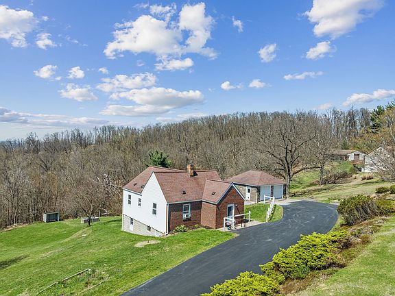 2nd image of 1173 Harmony Rd