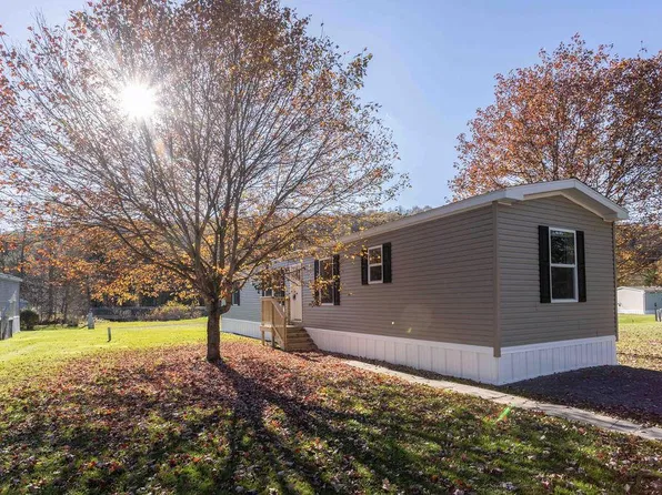 14 Briarpatch Ln, Blossburg, PA 16912