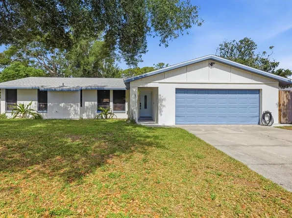 4913 Almanza Ave, Sarasota, FL 34235