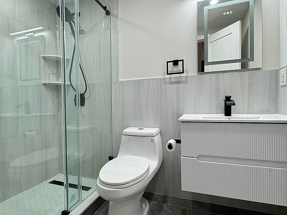 3rd image of 503 Bergenline Ave APT 2