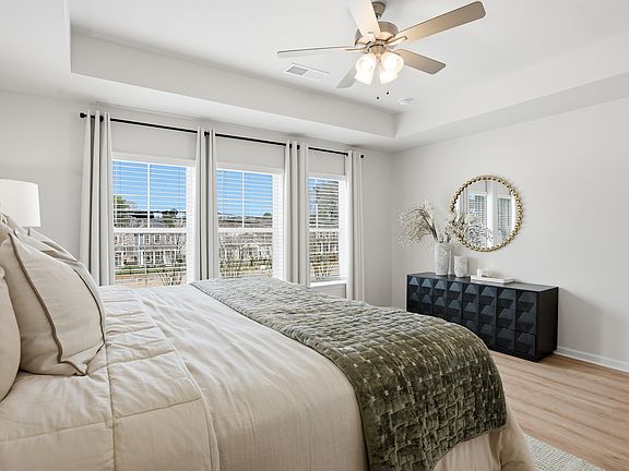 5th image of 131 Duchess Rd #12