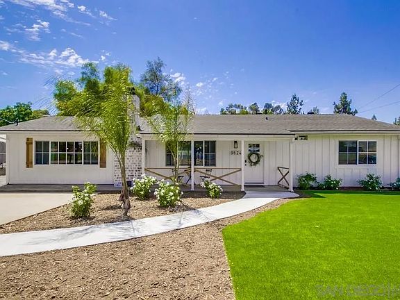3rd image of 9624 Marilla Dr