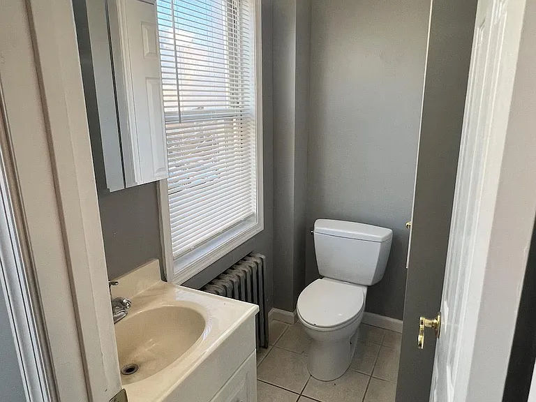 3243 Elliott St — Photo 3