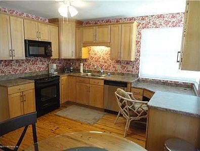 5th image of 4509 Rosewood Ave