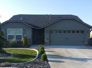 6109 Basalt Falls Dr, Pasco, WA