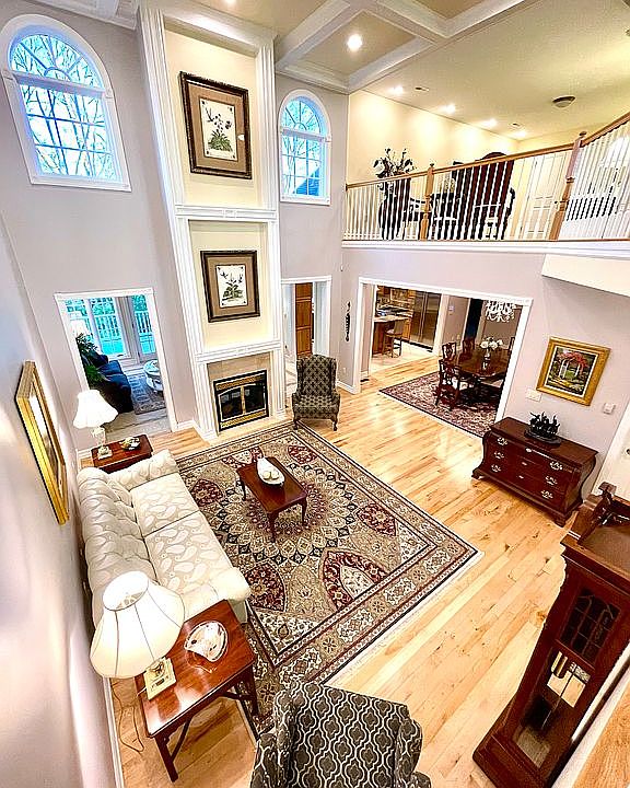2nd image of 13044 Hawkins Cir