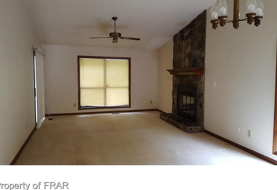 2nd image of 405 Michie Pl