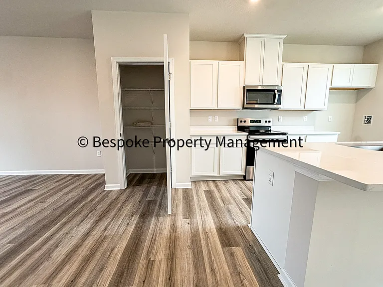 761 Mulligan Ct — Photo 7