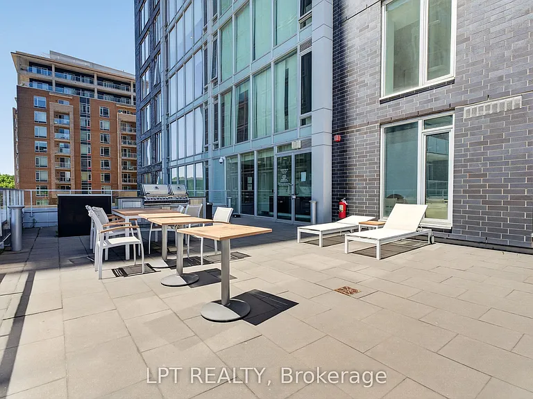 111 Champagne Ave S #307 — Photo 42