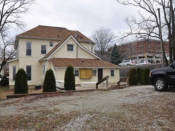 2nd image of 632 N College Ave