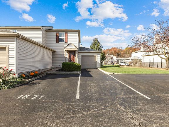 3rd image of 1673 Blackhorse Ln #156F