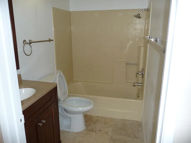 9326 Twin Trails Dr #106 — Photo 10