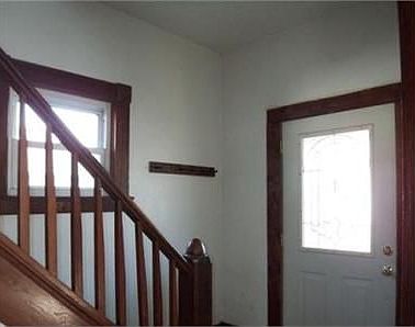 5th image of 1112 Washington Ave