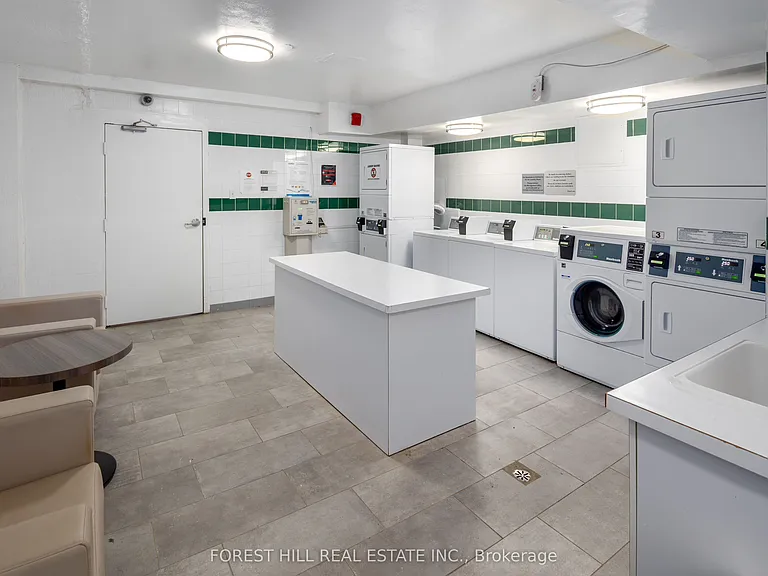291 Avenue Rd #609 — Photo 25