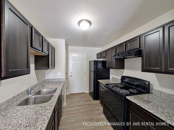 4th image of 8820 Galveston Ave
