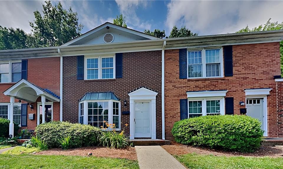 1st image of 4616 Lawndale Dr Unit C
