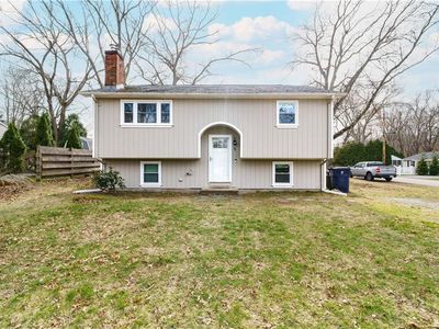 5 Calypso Dr N, Saunderstown, RI, 02874