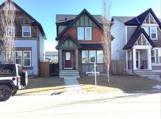 148 Skyview Point Grn NE, Calgary, AB T3N0G7