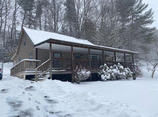 176 Buck Mountain Rd, Roan Mountain, TN 37687