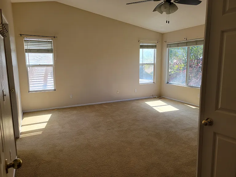 37151 Santa Rosa Glen Dr — Photo 22