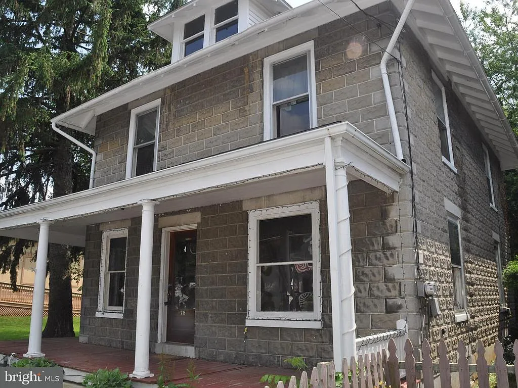 78 S Grant St photo 1
