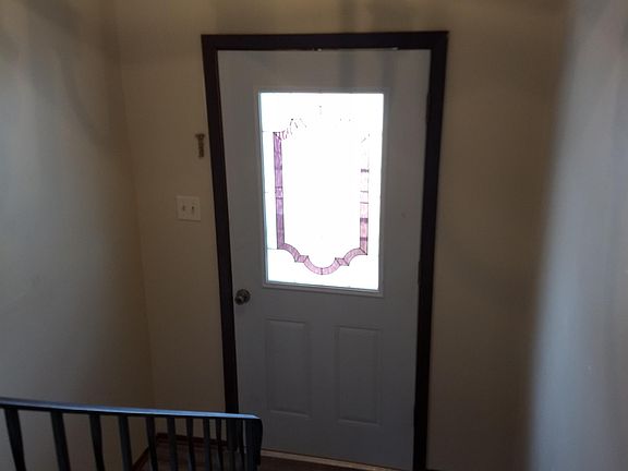 3rd image of 638 E 15th St #1