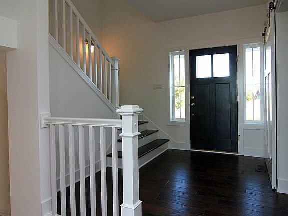 4th image of 2057 Belmont Ave NW