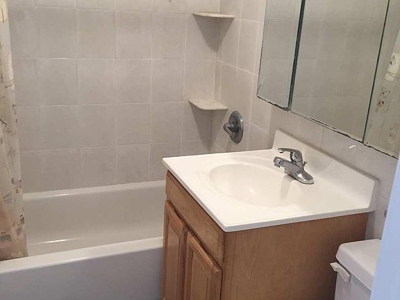 5th image of 18935 45th Ave #1