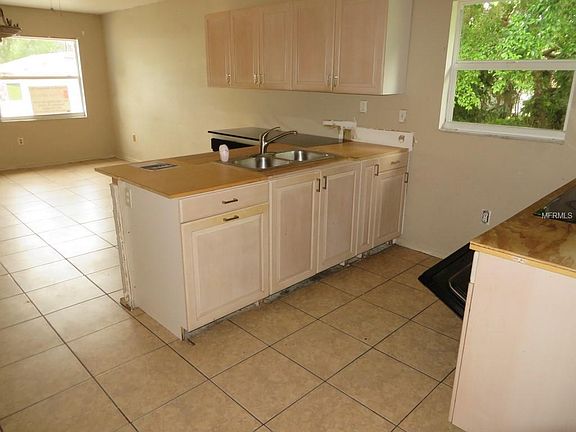 3rd image of 1742 34th St
