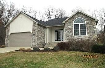 1st image of 4054 Apple Valley Dr